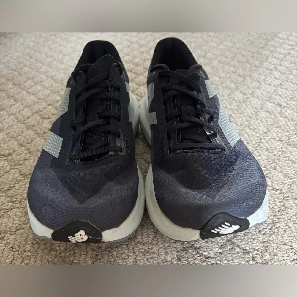 New Balance Men's FuelCell Rebel v4 - Picture 2 of 7